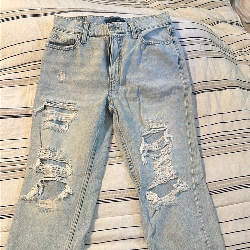 Aeropostale Mom Jeans